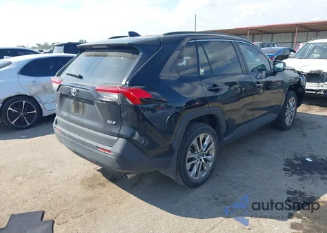 2019 Toyota Rav4 Xle Premium z USA, uszkodzony, nr VIN 2T3C1RFV0KW026324